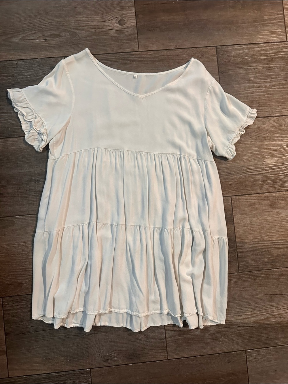 Lightweight White Tiered Short-Sleeve Women's Dress